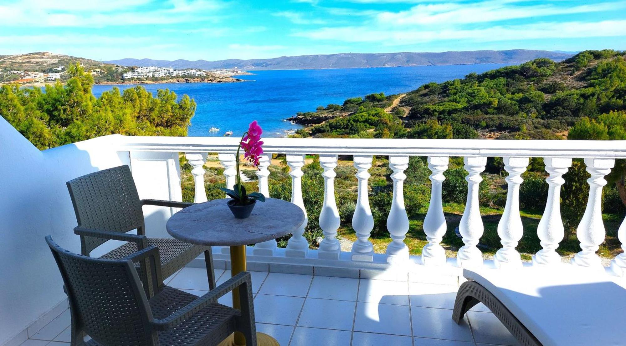 Dea Del Mare Complex In Front Of The Sea. Villa Kaap Soenion Buitenkant foto
